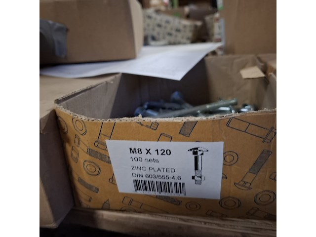 Partij diverse bouten, o.a. wurth, gfo en friulsider - afbeelding 20 van  37