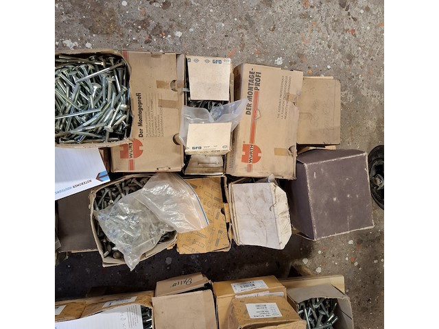 Partij diverse bouten, o.a. wurth, gfo en friulsider - afbeelding 26 van  37