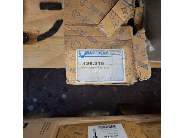 Partij diverse bouten, o.a. wurth, gfo en friulsider - afbeelding 30 van  37