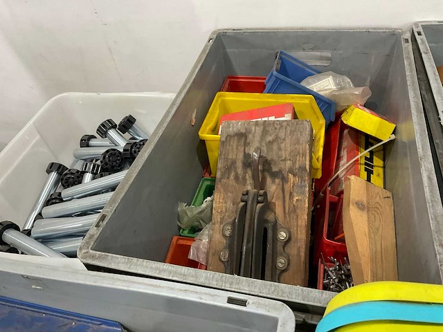 Partij diverse bouw benodigdheden - afbeelding 5 van  6