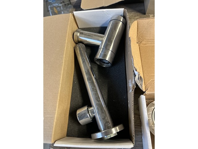 Partij diverse bouwartikelen w.o. eaton - afbeelding 11 van  13