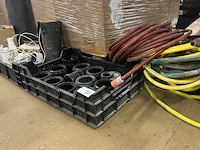 Partij diverse bouwartikelen - afbeelding 1 van  6