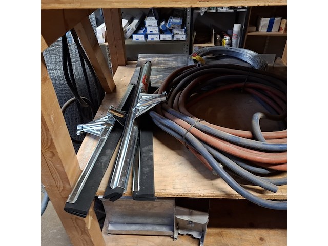 Partij diverse bouwbenodigdheden - afbeelding 18 van  49