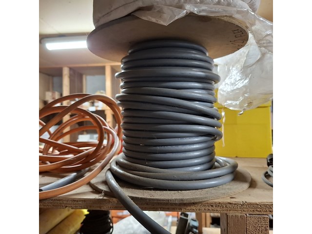 Partij diverse bouwbenodigdheden - afbeelding 31 van  49