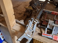 Partij diverse bouwbenodigdheden - afbeelding 38 van  49