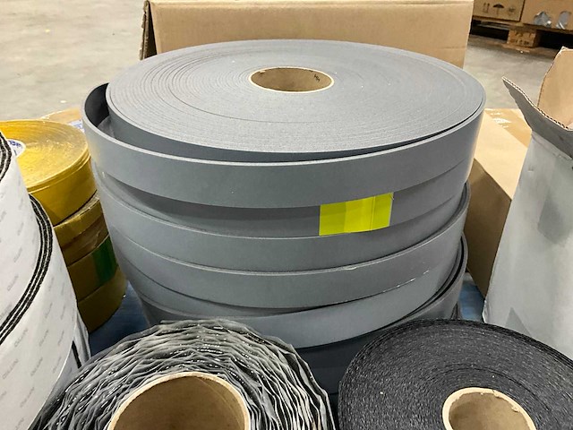 Partij diverse bouwmaterialen - afbeelding 6 van  19