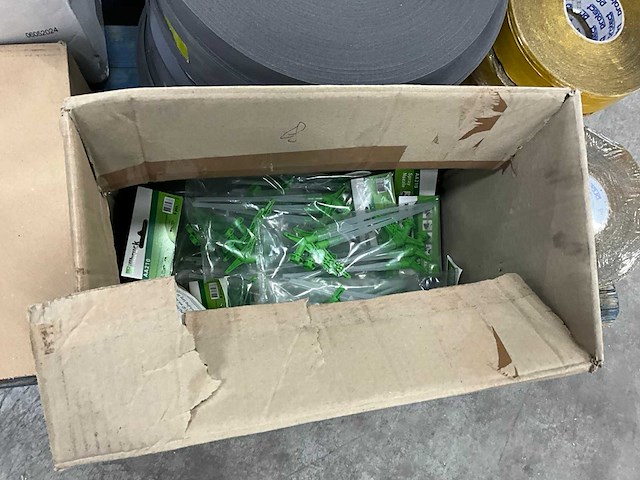 Partij diverse bouwmaterialen - afbeelding 19 van  19