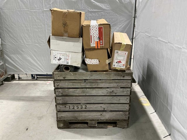 Partij diverse bouwmaterialen - afbeelding 10 van  10