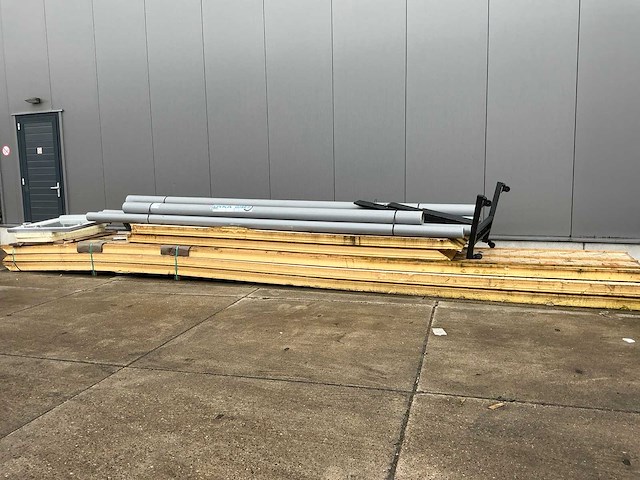 Partij diverse bouwmaterialen - afbeelding 1 van  8