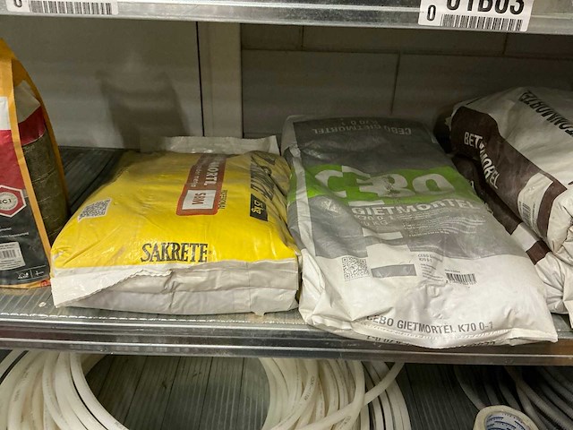 Partij diverse bouwmaterialen - afbeelding 17 van  17