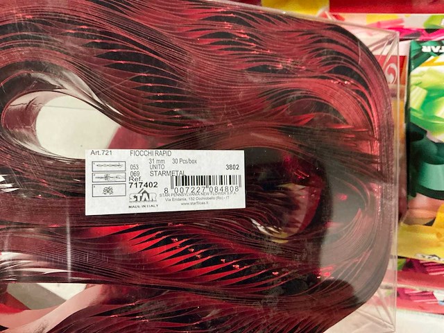 Partij diverse bows/tassen/cadeaupapier (46x) - afbeelding 2 van  7