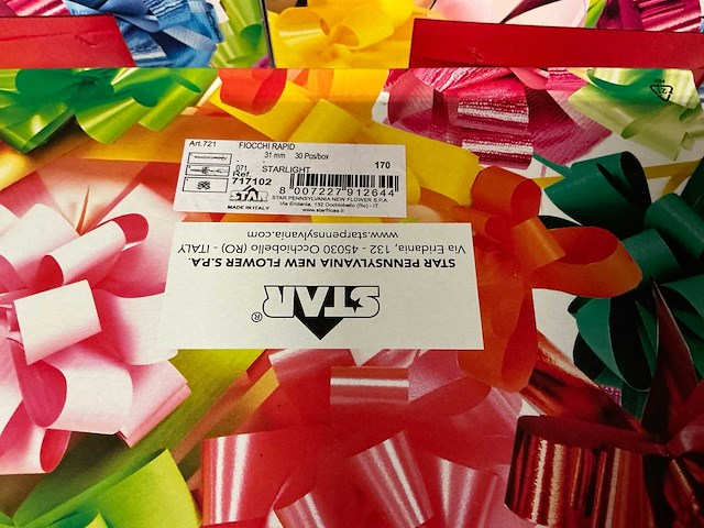 Partij diverse bows/tassen/cadeaupapier (46x) - afbeelding 3 van  7