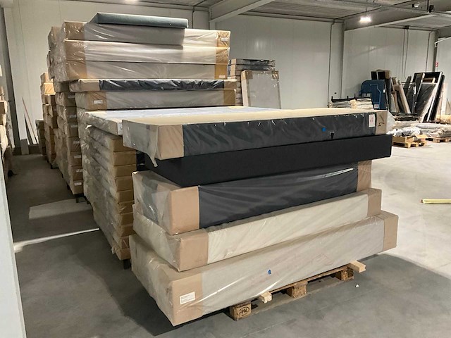 Partij diverse boxspring bodems - afbeelding 8 van  9