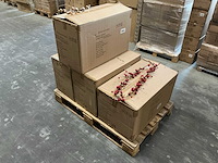 Partij diverse branches gold&red (252x) - afbeelding 1 van  7