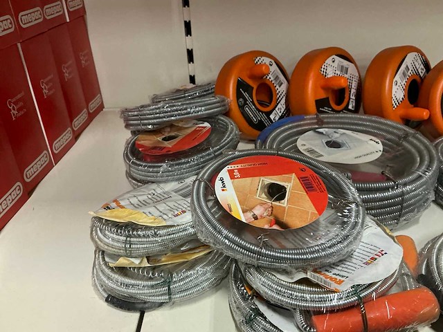 Partij diverse buisreinigingsspiralen (19x) - afbeelding 4 van  5