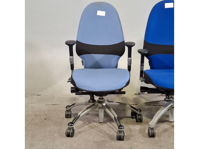 Partij diverse bureaustoelen, rh, v.n.l. extend 220 - afbeelding 3 van  10