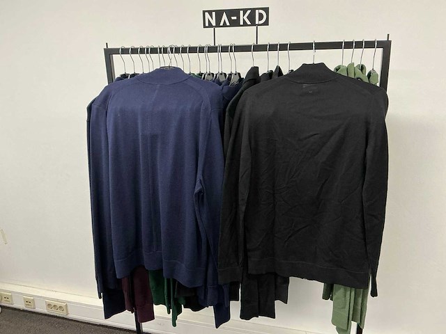 Partij diverse calvin klein heren truien (28x) - afbeelding 16 van  21