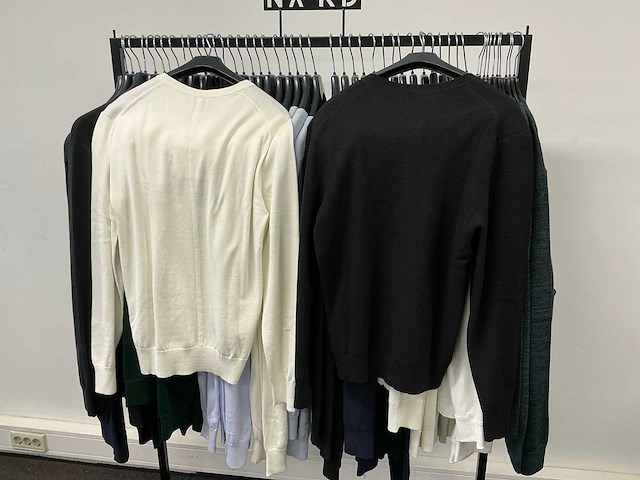 Partij diverse calvin klein heren truien (51x) - afbeelding 3 van  24