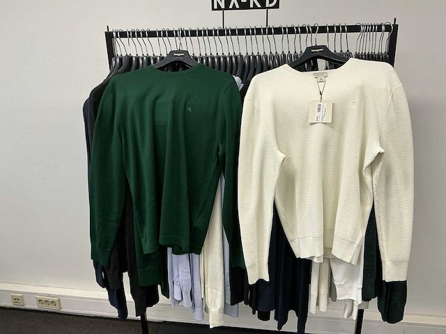 Partij diverse calvin klein heren truien (51x) - afbeelding 21 van  24