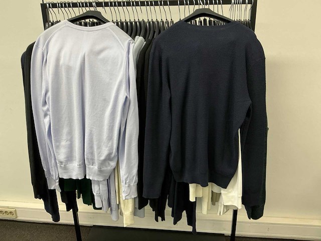 Partij diverse calvin klein heren truien (51x) - afbeelding 24 van  24