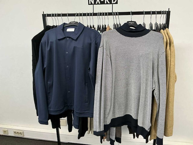 Partij diverse calvinklein/armaniexchange/purepath/lyle&scott/scotch&soda heren truien/vesten (27x) - afbeelding 25 van  27