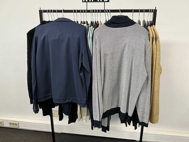 Partij diverse calvinklein/armaniexchange/purepath/lyle&scott/scotch&soda heren truien/vesten (27x) - afbeelding 26 van  27