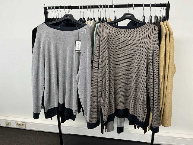 Partij diverse calvinklein/armaniexchange/purepath/lyle&scott/scotch&soda heren truien/vesten (27x) - afbeelding 27 van  27