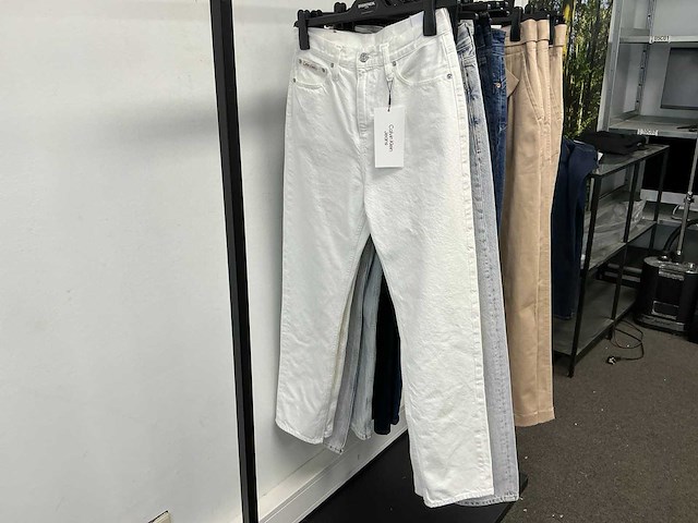 Partij diverse calvinkleinjeans/hugoboss/tiffosi/armaniexchange dames broeken (15x) - afbeelding 12 van  18