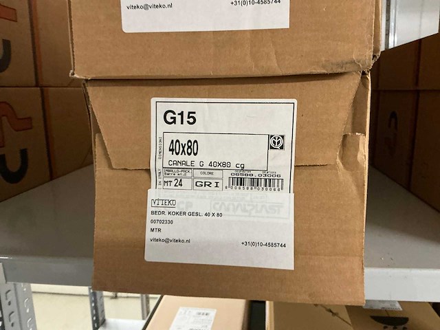 Partij diverse canalplast bedradingskokers/deksels/pvc platen (260x) - afbeelding 8 van  85