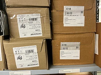 Partij diverse canalplast bedradingskokers/deksels/pvc platen (260x) - afbeelding 19 van  85