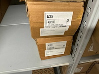 Partij diverse canalplast bedradingskokers/deksels/pvc platen (260x) - afbeelding 35 van  85