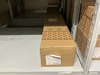 Partij diverse canalplast bedradingskokers/deksels/pvc platen (260x) - afbeelding 38 van  85