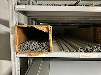 Partij diverse canalplast bedradingskokers/deksels/pvc platen (260x) - afbeelding 43 van  85