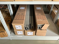 Partij diverse canalplast bedradingskokers/deksels/pvc platen (260x) - afbeelding 55 van  85