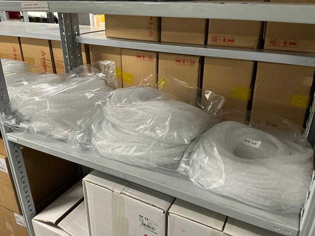 Partij diverse canalplast spiraalbanden/slangen (153x) - afbeelding 5 van  16