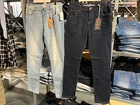 Partij diverse cars jeans heren (101x) - afbeelding 1 van  9