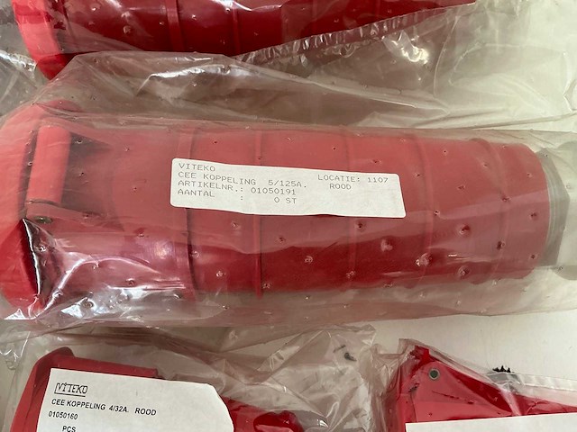 Partij diverse cee koppelingen/stekkers/wc doos & hangdrupknopkast (23x) - afbeelding 11 van  16