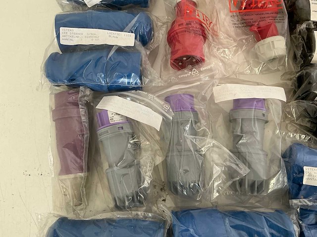 Partij diverse cee stekkers/koppel/wc&ap dozen (37x) - afbeelding 13 van  16