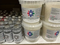 Partij diverse centimo glitters/water pearls&vase color (290x) - afbeelding 13 van  14