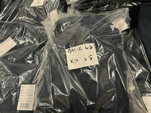 Partij diverse clique bovenkleding (190x) - afbeelding 7 van  17