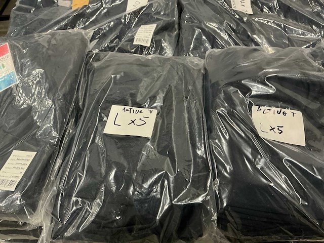 Partij diverse clique cardigans/hoody’s/shirts (210x) - afbeelding 8 van  13