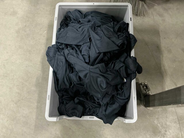 Partij diverse clique cardigans/hoody’s/shirts (210x) - afbeelding 9 van  13