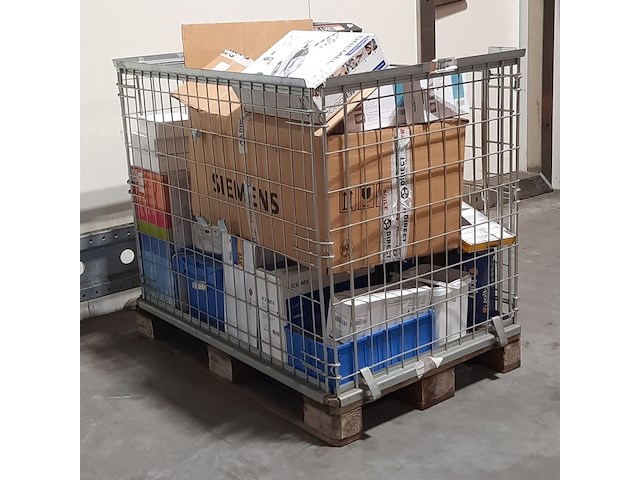 Partij diverse consumentengoederen, o.a. apple, msi - afbeelding 6 van  12