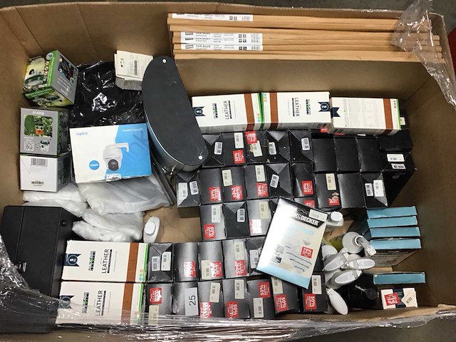 Partij diverse consumentengoederen - afbeelding 1 van  1