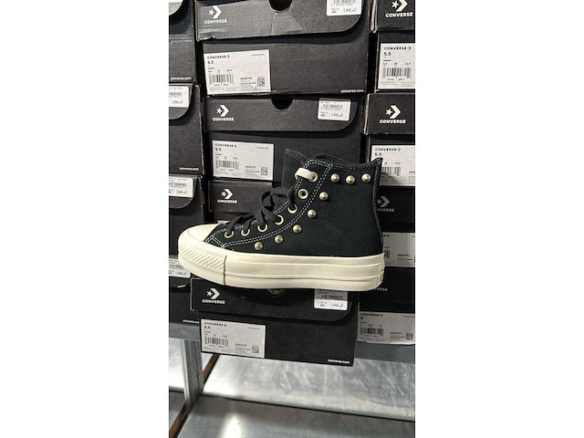 Partij diverse converse all stars sneakers (105x) - afbeelding 13 van  28