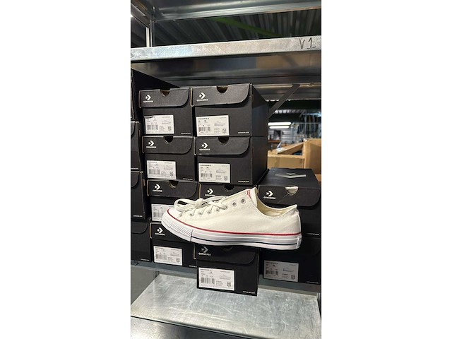 Partij diverse converse all stars sneakers (105x) - afbeelding 21 van  28