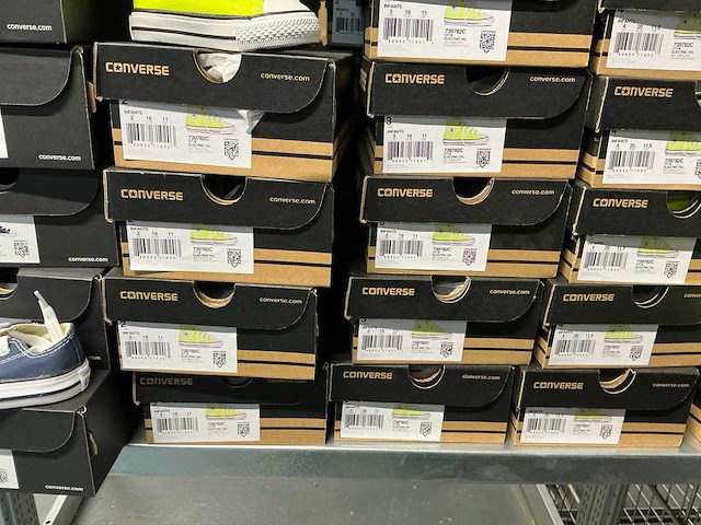 Partij diverse converse/puma kinderschoenen (401x) - afbeelding 6 van  32