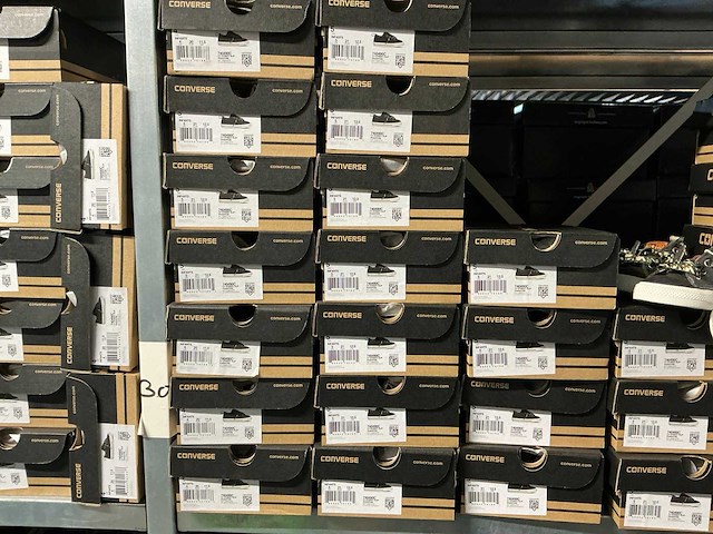 Partij diverse converse/puma kinderschoenen (401x) - afbeelding 11 van  32