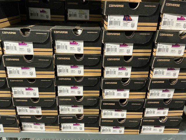 Partij diverse converse/puma kinderschoenen (401x) - afbeelding 16 van  32