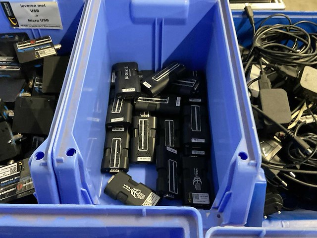 Partij diverse converters - afbeelding 8 van  9